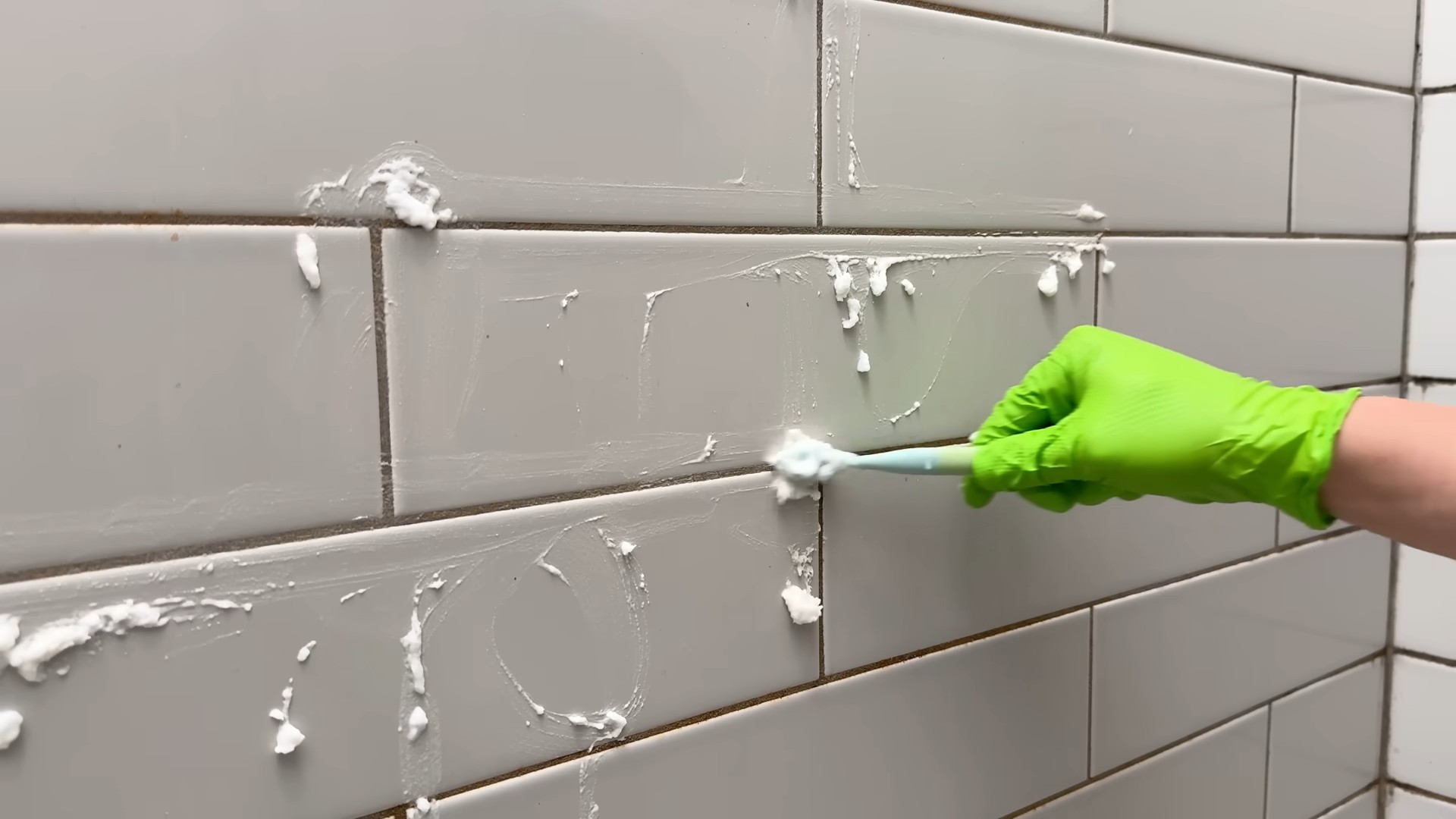 Fugen reinigen Dusche